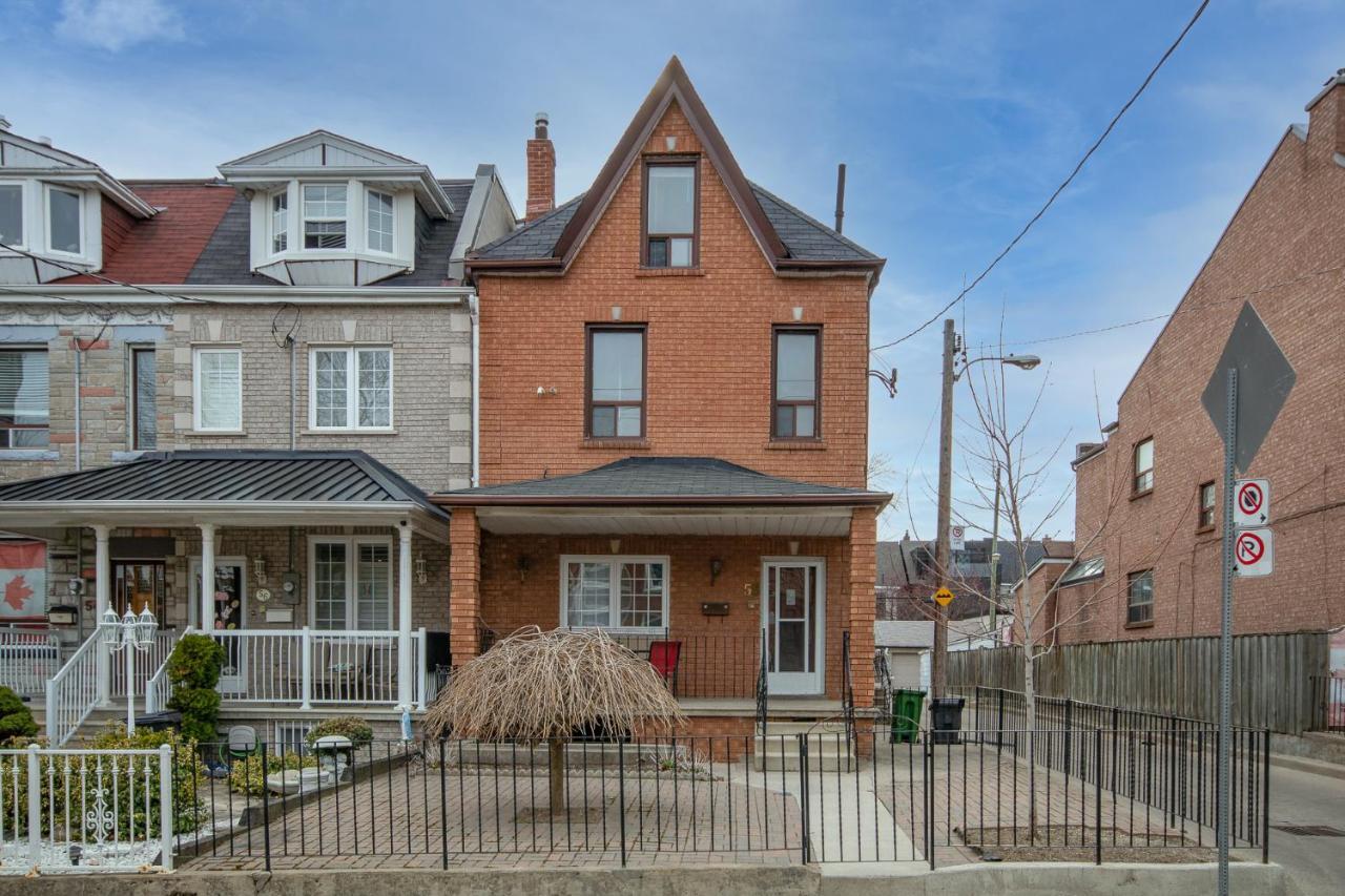 Cozy Home In Downtown Toronto! Экстерьер фото